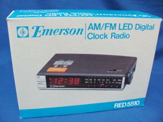 Nos Vintage Emerson Am Fm Led Digital Alarm Clock Radio Red 5510 Red5510