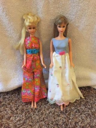 Vintage Barbie and Stacey Sleep ' n Keep case w/ 4 dolls,  clothes,  & accessories 4