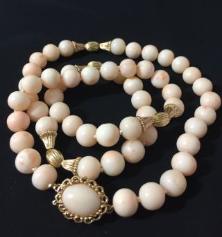 Antique 1940 Natural Angel Skin Coral Bead Necklace 18k (750) Gold Vintage 26”