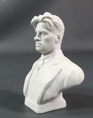 Soviet Russian Vladimir Mayakovsky Lomonosov Lfz Bisque Porcelain Bust Figurine