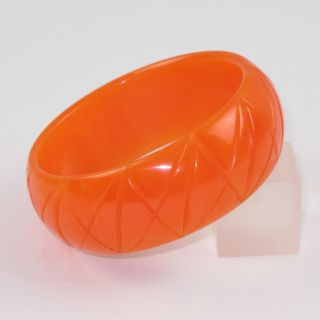 Vintage Bakelite Bracelet Bangle Geometric Striped Carving Papaya Orange Marble