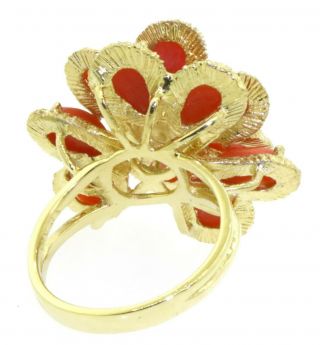 Van Cleef & Arpels vintage 18K gold VS1/F diamond/Red coral flower cocktail ring 4