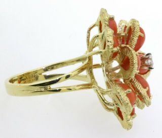 Van Cleef & Arpels vintage 18K gold VS1/F diamond/Red coral flower cocktail ring 6