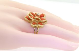 Van Cleef & Arpels vintage 18K gold VS1/F diamond/Red coral flower cocktail ring 8