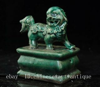 CHINESE old PORCELAIN lion statue seal c01 2