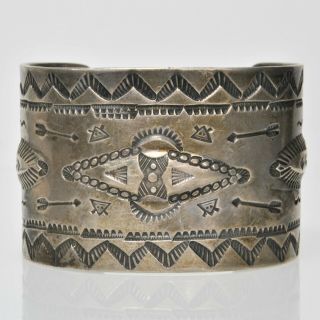 Vintage Antique Fred Harvey Era Navajo 900 Coin Silver Arrow Wide Cuff Bracelet