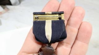 WWII US Navy Medal Crimped Brooch Full Size 5