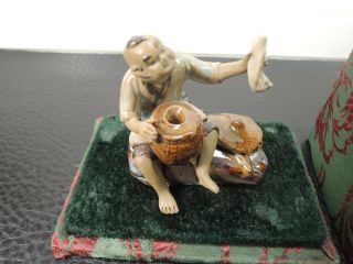 Vintage small Chineze - Mudman - Shiwan - Clay figurine - w/box 2