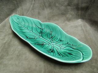 Vintage Wedgwood Pottery Earthenware Green Majolica Glaze Leaf Shape Dish
