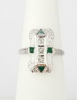 Fine Art Deco Diamond And Emerald 18k White Gold Filigree Ring