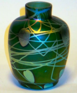 Rare Arts & Crafts Steuben Decorated Green Aurene 550 Vase 2