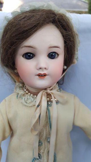 Antique French Bisque Doll TËte Jumeau