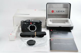 Rare Leica M6 Ttl 0.  72 Black 35mm Film Rangefinder W/ Box From Japan F/s 2735