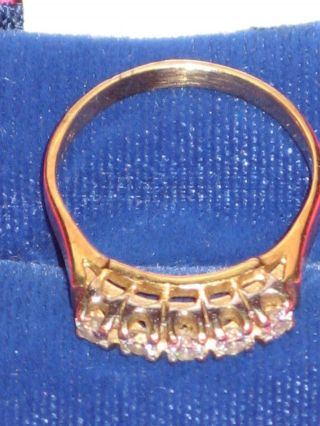 Vintage 14K Yellow Gold Ring w/ 5 Round Cut Diamonds Size: 10 7