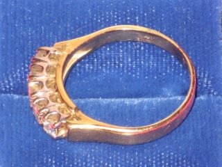 Vintage 14K Yellow Gold Ring w/ 5 Round Cut Diamonds Size: 10 8