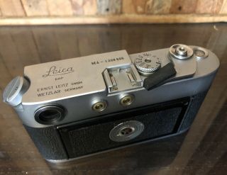 Vintage 1960 ' s Leica M4 35mm Rangefinder Camera and Accessories 5