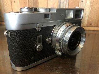 Vintage 1960 ' s Leica M4 35mm Rangefinder Camera and Accessories 6