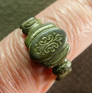 French Antique Copper Ring With Volutes - Ca.  18 Th Century Ad