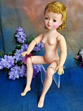 Vintage 1950s Madame Alexander Cissy Doll Blonde 20 " Hard Plastic No Clothes