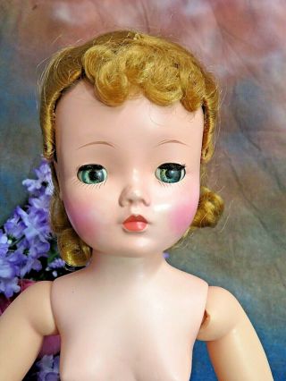 VINTAGE 1950s Madame Alexander CISSY DOLL blonde 20 