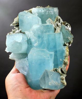 Rare Shape 2150 Gram Aquamarine Bunch Of Crystal Specimen @ Nagar Pakistan