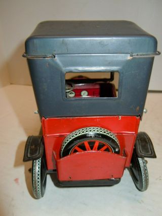 Vintage 1950 ' s Japan Marx MT/ Masaudaya Tin Battery Op.  Car.  A, .  RUNS.  NO RES 5