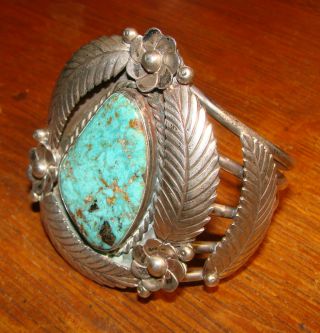 Vintage Signed Outstanding Navajo Sterling Silver and Turquoise Cuff 82 g. 4