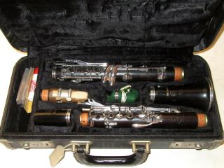 Vintage Selmer Signet Soloist Grenadilla Wood Clarinet With Carrying Case U.  S.  A.
