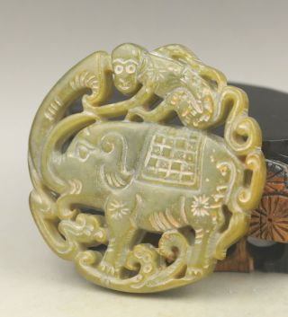 Old Chinese natural yellow jade hand - carved elephant and monkey pendant 2