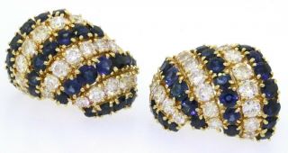 Heavy vintage 18K gold 13.  66CTW VS1/G diamond & Blue sapphire cluster earrings 3