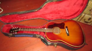 Vintage 1960 Gibson J - 45 Acoustic Guitar Sunburst W/ Vintage Hard Case 7