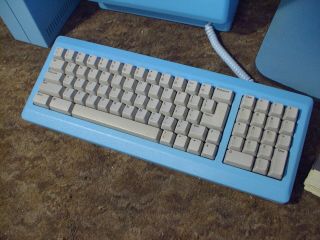 Vintage Apple computer,  blue case / keyboard / mouse 3
