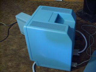 Vintage Apple computer,  blue case / keyboard / mouse 7