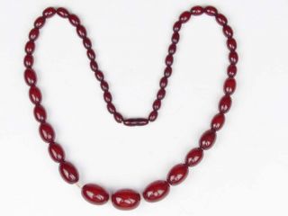 Vintage Graduated Cherry Amber Bakelite Bead Necklace