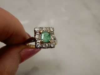 AN EXCEPTIONAL ANTIQUE ART DECO 18 CT GOLD & PLAT EMERALD AND DIAMOND RING 7
