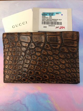 Gucci Passport Case Chocolate/brown Crocodile Vintage/margaux Calf For Men