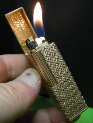 VERY RARE REVISED S.  T.  DUPONT 18K 750 SOLID GOLD LIGHTER L1 AND PAPERS 8
