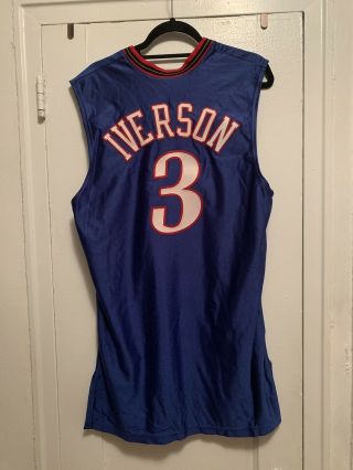 Vintage 2001 - 02 Allen Iverson Philadelphia 76ers Reebok NBA Jersey Size 44,  2 6