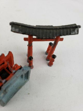 Heavy vintage japanese miniature metal set - pagoda / temple (painted pewter?) 3