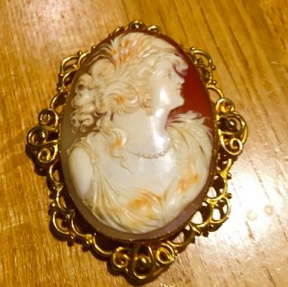 Outstanding Quality And Solid Ornate Gold Large Antique Cameo Brooch