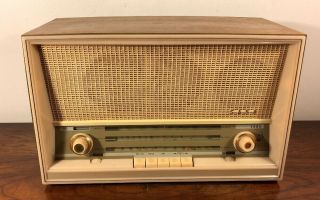 Vintage Saba 90 / 11k Tube Radio Germany 1958 - 59 Am / Fm / Sw
