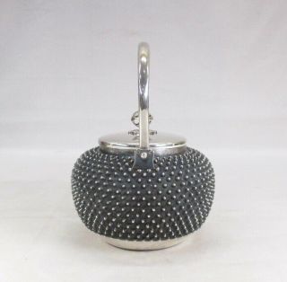 F621: High class Japanese teakettle of pure silver 603 g w/stamp and signed box 7