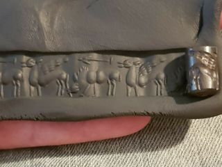 Stunning Very Rare Ancient Bactria Cylinder Seal 300 Bc.  6.  0 Gr,  16 Mm