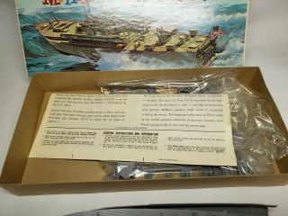 RARE Vintage 1965 Revell McHale ' s Navy PT 73 Plastic Model Kit H - 323 3