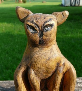 Hand Carved Wood Folk Art Animal Statue Figurine Owl ? Cat ? Creepy Weird Odd 6 