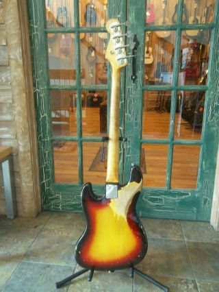 Vintage 1963 Fender Jazz Bass Guitar in Sunburst with Case 8