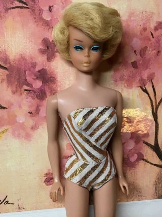 Vintage European Sidepart American Girl Bubblecut Pale Blonde Barbie Doll 4