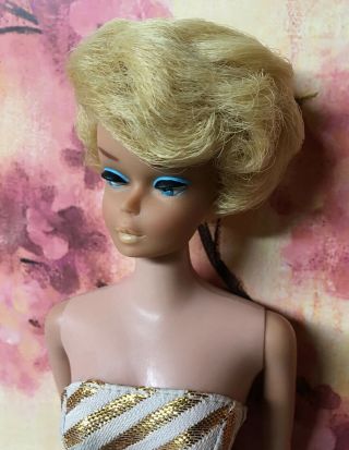 Vintage European Sidepart American Girl Bubblecut Pale Blonde Barbie Doll 7