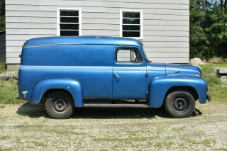 1952 International Harvester L110 4