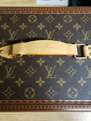 Authentic Louis Vuitton Makeup Case Trunk 16 